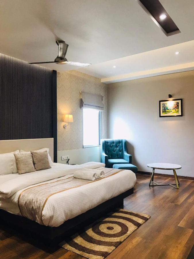 Royal Livin Hotel